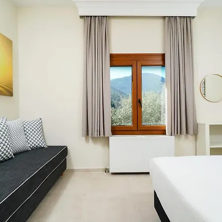Victoria Suites Aparthotel *